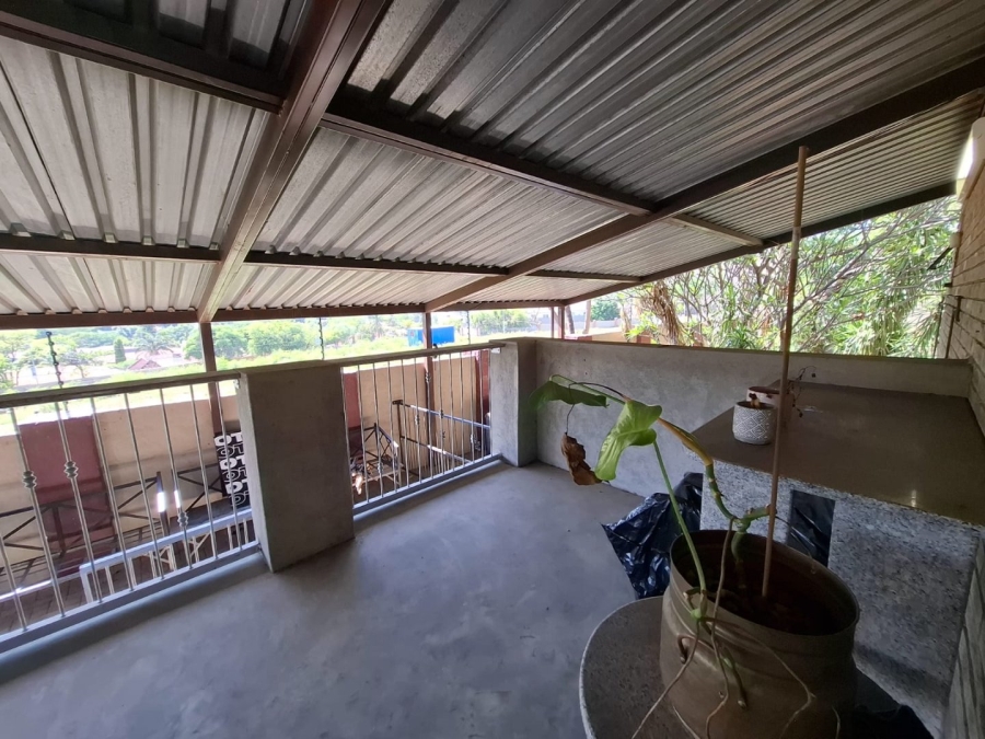 5 Bedroom Property for Sale in Cashan North West